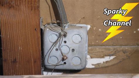 were metal receptacle boxes grounded in the 50s|do metal boxes ground switches.